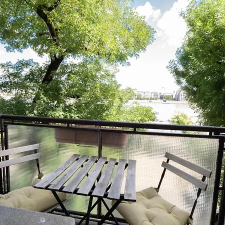 Vintage Panoramic Apartment Budapest